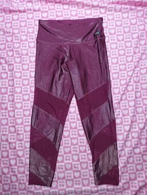 PINK Victoria's Secret Shimmery Plum Leggings